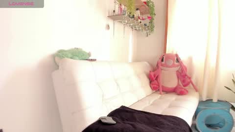 Snapshot of filletatouee chatting on May 10, 5:07 pm filletatouee online show from May 10, 5:07 pm