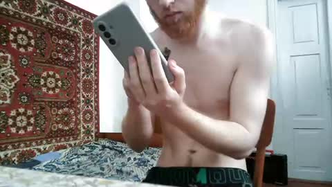 Snapshot of fillipsondon chatting on June 24, 8:02 am Whitechocolate online show from June 24, 8:02 am