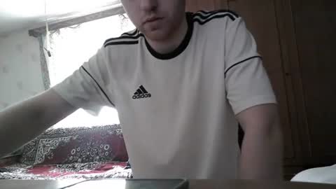 Snapshot of fillipsondon chatting on July 7, 10:41 am Whitechocolate online show from July 7, 10:41 am