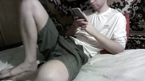Snapshot of fillipsondon chatting on July 8, 8:35 pm Whitechocolate online show from July 8, 8:35 pm