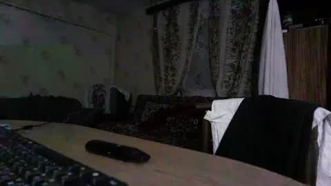 Snapshot of fillipsondon chatting on July 26, 7:10 pm Whitechocolate online show from July 26, 7:10 pm