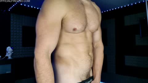 Snapshot of finch93 chatting on December 18, 7:08 pm Nick online show from December 18, 7:08 pm