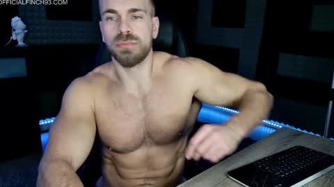 Snapshot of finch93 chatting on February 12, 3:07 am Nick online show from February 12, 3:07 am