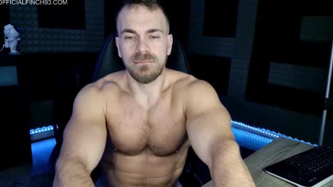 Snapshot of finch93 chatting on February 20, 2:29 am Nick online show from February 20, 2:29 am