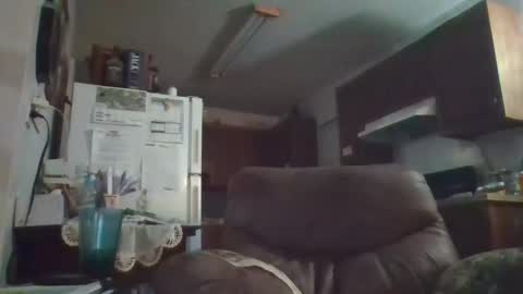 Snapshot of finderfiner chatting on February 26, 7:20 am finderfiner online show from February 26, 7:20 am