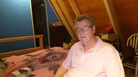 Snapshot of finderfiner chatting on July 26, 5:26 am finderfiner online show from July 26, 5:26 am
