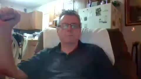 Snapshot of finderfiner chatting on July 31, 9:30 am finderfiner online show from July 31, 9:30 am