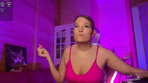 Snapshot of findom_lady_shine chatting on May 30, 3:20 pm Lady online show from May 30, 3:20 pm