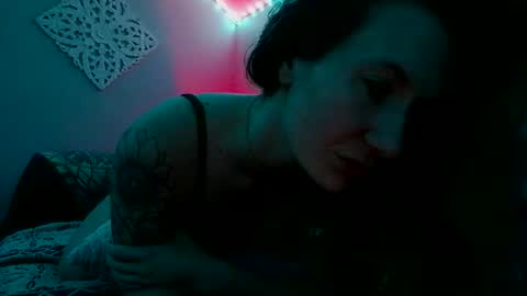 Snapshot of findomgoddessnatalia chatting on May 30, 5:26 am Goddess Natalia Findom online show from May 30, 5:26 am