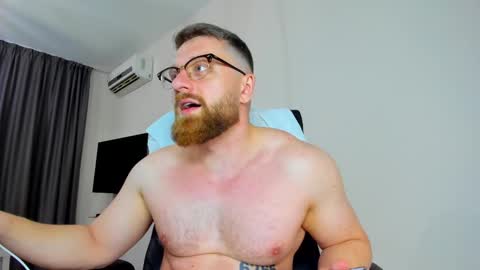 FindomGuyXXX online show from April 12, 3:06 pm