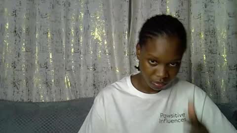 fine_queen12 online show from March 22, 12:30 pm