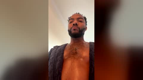Snapshot of finessegod26 chatting on December 22, 1:19 pm finessegod26 online show from December 22, 1:19 pm