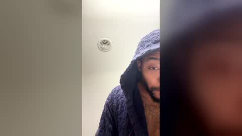 Snapshot of finessegod26 chatting on January 8, 7:43 am finessegod26 online show from January 8, 7:43 am