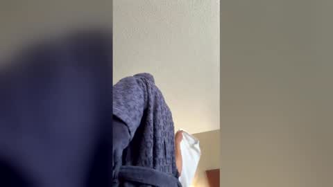 Snapshot of finessegod26 chatting on February 4, 2:56 pm finessegod26 online show from February 4, 2:56 pm