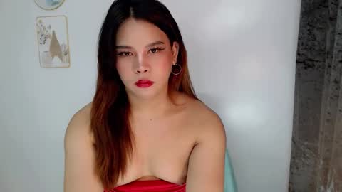 Jasmine online show from April 6, 11:49 pm