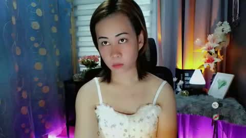 Snapshot of finestgodes_aki chatting on February 25, 2:21 am finestgodes_aki online show from February 25, 2:21 am