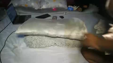 Rania online show from April 6, 6:20 pm