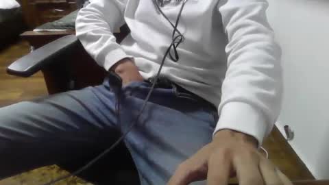 Snapshot of finn00441901094 chatting on January 21, 3:32 pm finn online show from January 21, 3:32 pm
