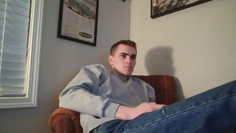 Snapshot of finnabun33 chatting on January 10, 2:04 am Jake I am Bicurious online show from January 10, 2:04 am