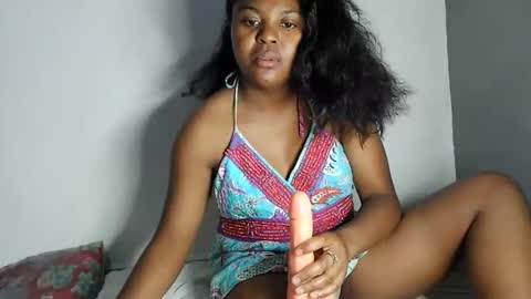 Snapshot of fiona_00 chatting on May 12, 5:32 pm fiona_00 online show from May 12, 5:32 pm