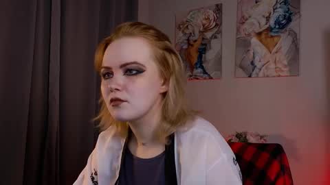 Snapshot of fionaxrider chatting on February 26, 10:31 pm Fiona online show from February 26, 10:31 pm