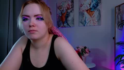 Fiona online show from March 4, 9:43 pm