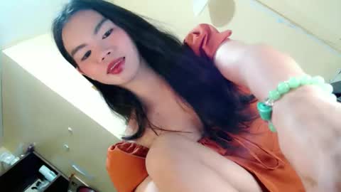 FIONA online show from April 5, 4:48 pm