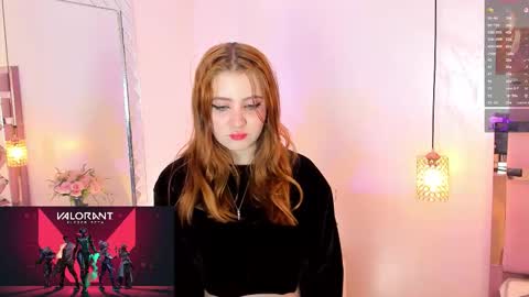 fiorellaricci_ online show from November 16, 2:11 pm