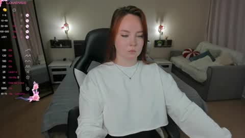 Snapshot of fire_emily chatting on July 26, 1:14 am fire_emily online show from July 26, 1:14 am