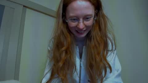 fire_luna online show from March 30, 5:14 pm