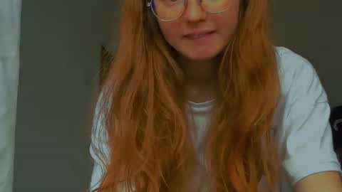 Snapshot of fire_luna chatting on July 26, 9:05 am fire_luna online show from July 26, 9:05 am