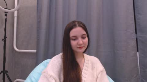 Snapshot of fireflies_fly_ chatting on January 21, 4:48 pm fireflies_fly_ online show from January 21, 4:48 pm