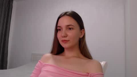 Snapshot of fireflies_fly_ chatting on November 10, 6:18 pm fireflies_fly_ online show from November 10, 6:18 pm