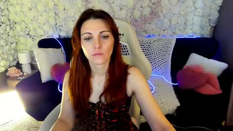 firefoxxxxy online show from April 12, 6:07 am