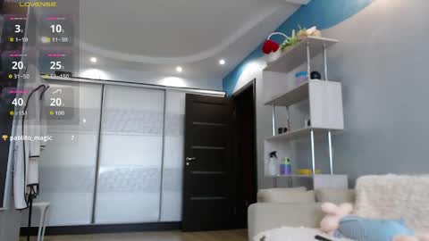 Snapshot of firesally_ chatting on May 18, 9:59 am ArinaimasCute online show from May 18, 9:59 am