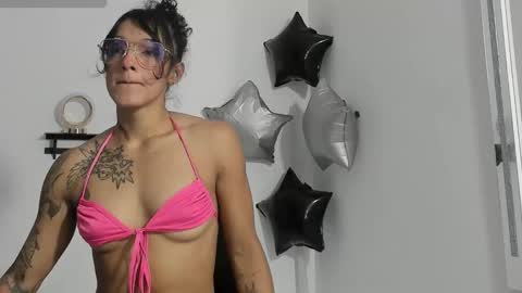 Snapshot of fit_valkiria chatting on February 20, 8:20 pm fit_valkiria online show from February 20, 8:20 pm