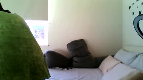 Snapshot of fitbut chatting on September 14, 6:45 am Fitbut online show from September 14, 6:45 am