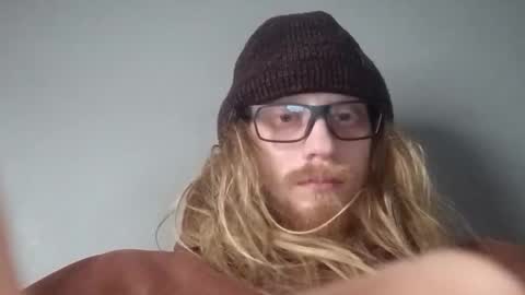 fitfungi7 online show from February 8, 2:42 pm