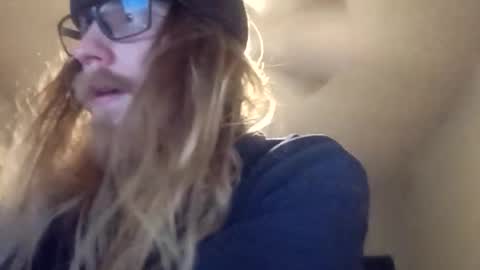 fitfungi7 online show from February 9, 3:32 am