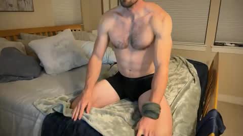 fitfunweird online show from November 19, 1:49 am