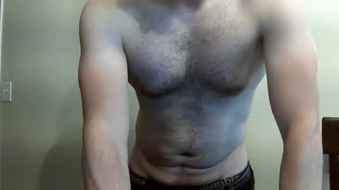 Snapshot of fithubby80 chatting on October 20, 11:05 pm fithubby80 online show from October 20, 11:05 pm