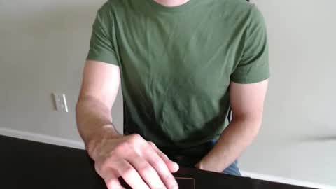 fithubby80 online show from March 5, 10:39 pm