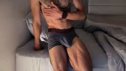 Snapshot of fitjacques chatting on June 28, 3:45 am fitjacques online show from June 28, 3:45 am