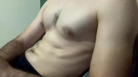 Snapshot of fittbigdick chatting on May 7, 7:52 pm FittBoy online show from May 7, 7:52 pm