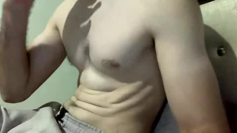 Snapshot of fittbigdick chatting on May 20, 7:09 pm FittBoy online show from May 20, 7:09 pm