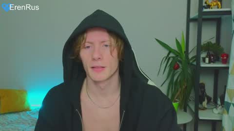 Snapshot of fixsicki chatting on January 16, 3:02 am Eren.  online show from January 16, 3:02 am