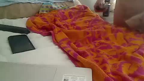 fjcs73 online show from November 24, 5:56 pm