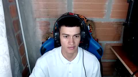  FLACO  online show from December 12, 3:48 pm