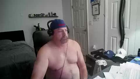 Snapshot of flaguy3233 chatting on February 16, 5:36 am Florida guy online show from February 16, 5:36 am