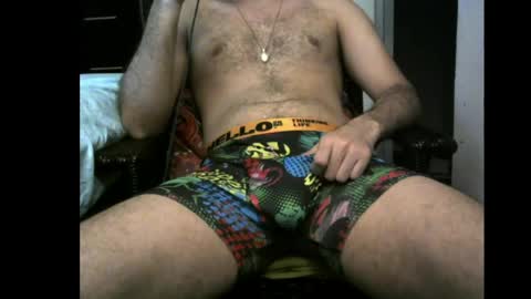 Snapshot of flakoguebu chatting on April 27, 8:18 pm flakoguebu online show from April 27, 8:18 pm